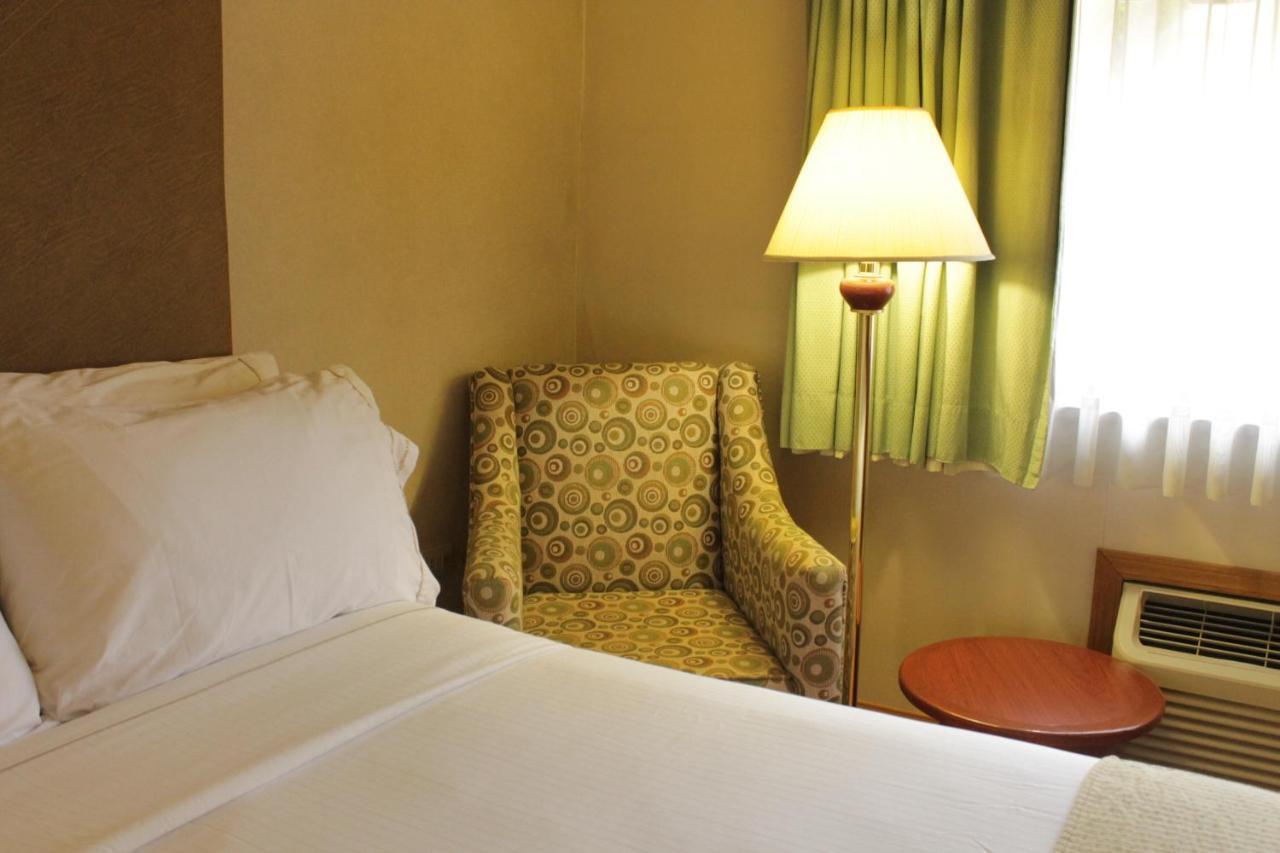 Holiday Inn Express Chihuahua By Ihg Exterior foto