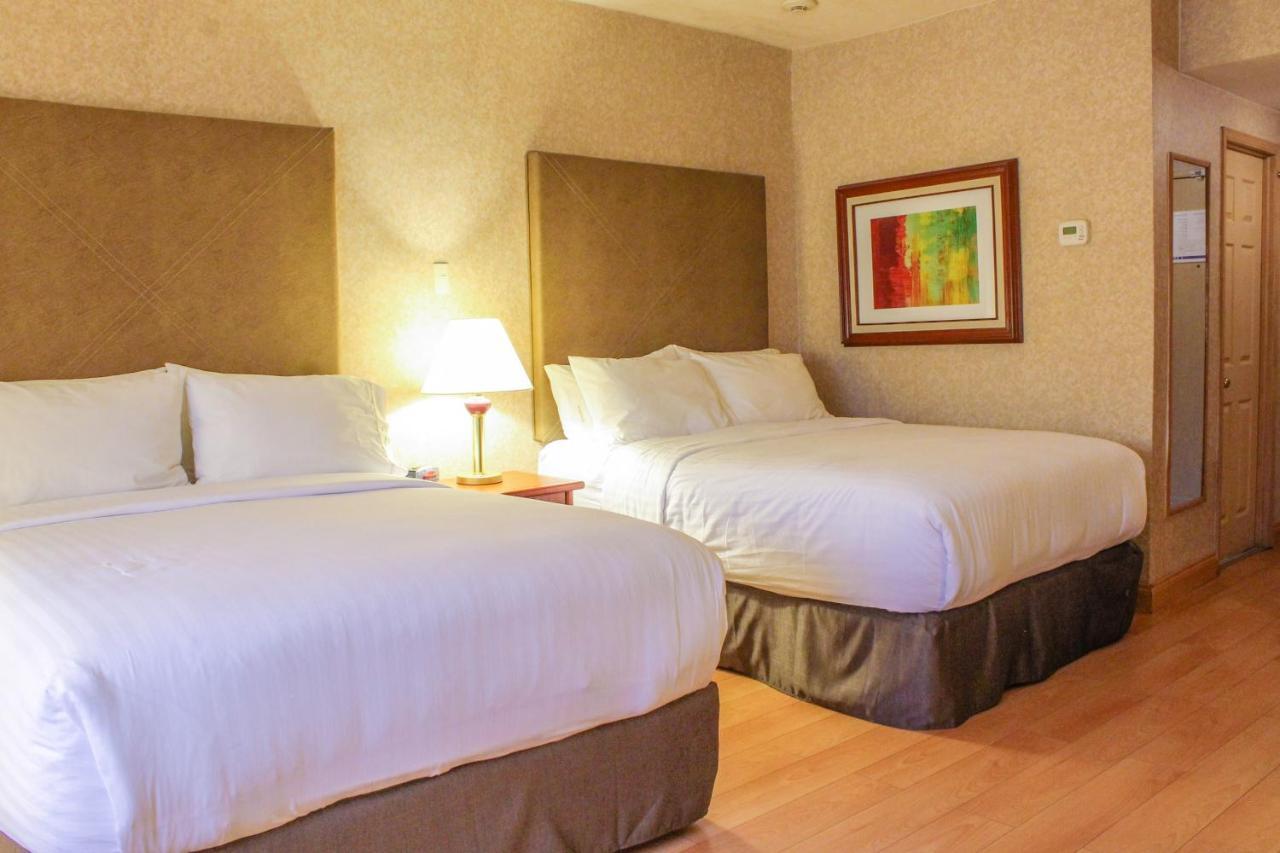 Holiday Inn Express Chihuahua By Ihg Exterior foto
