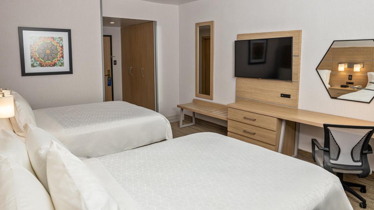 Holiday Inn Express Chihuahua By Ihg Exterior foto