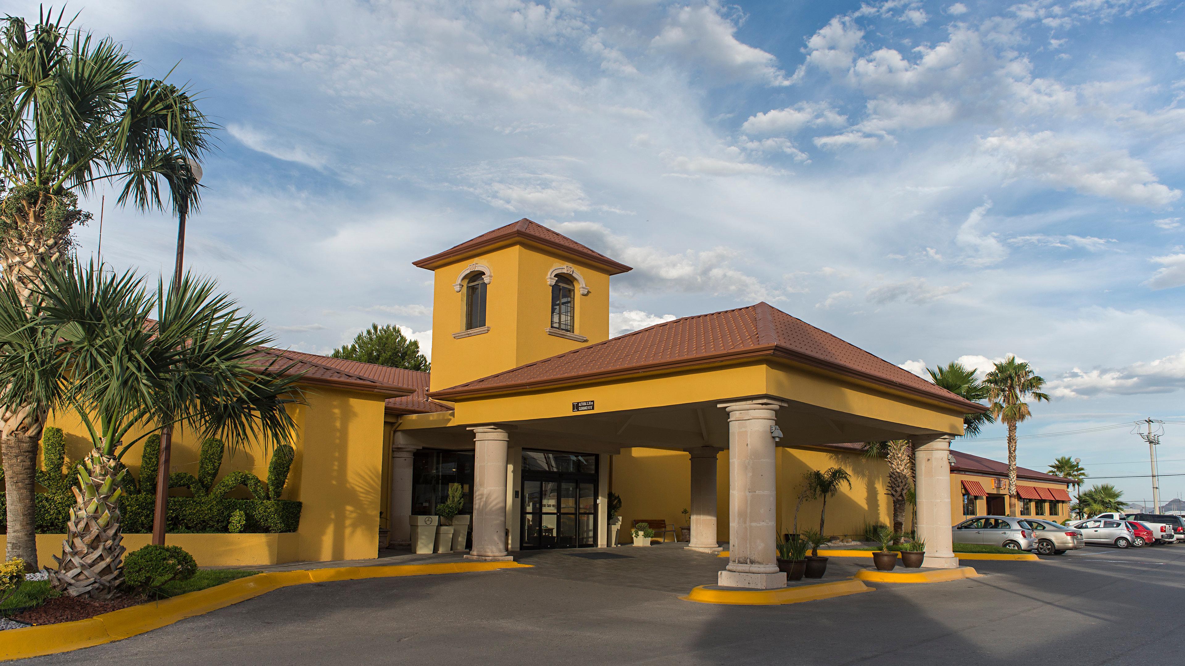 Holiday Inn Express Chihuahua By Ihg Exterior foto